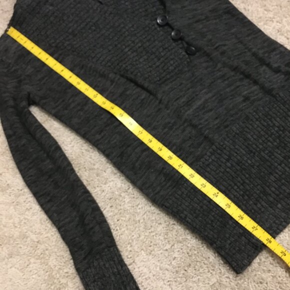 Preppy Grey Marled Knit Buttoned Cowl Neck Sweater - Picture 15 of 16